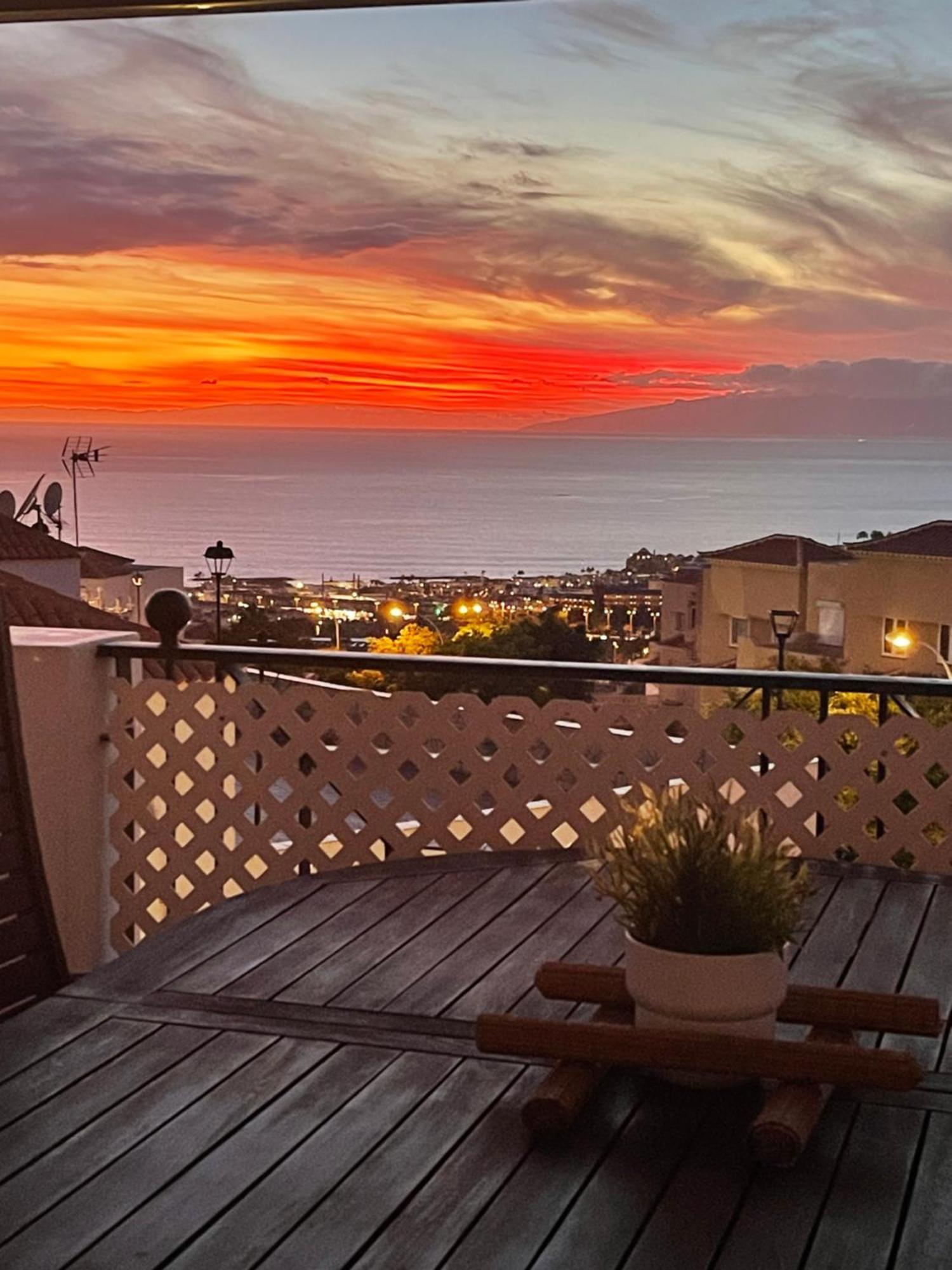 Villa Panoramic Del Atlantico Costa Adeje (Tenerife)
